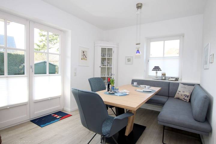 Ganze Wohnung, Ferienwohnung mit 3- Zimmern auf ca. 53m² in Wyk auf Föhr (Stadt), Wyk auf Föhr