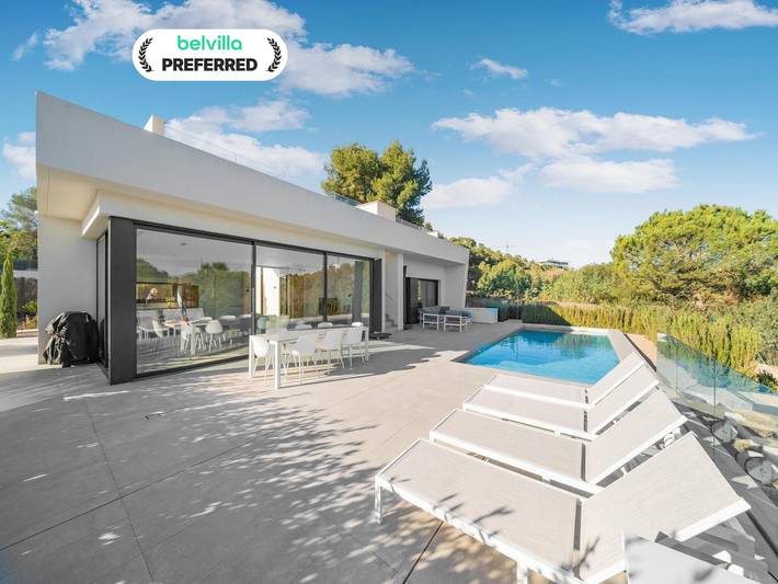 Villa pour 8 personnes, avec piscine et terrasse, adapté aux familles à Orihuela
