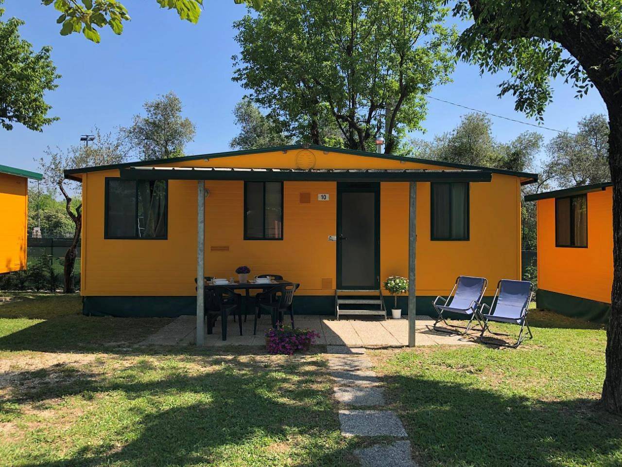 Sereno Camping Holiday Mobilehome Standard für 5 Personen in Moniga del Garda, Gardasee-Berge