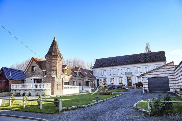 Maison d’hôte pour 9 personnes, avec Jardin à Mailly-Maillet