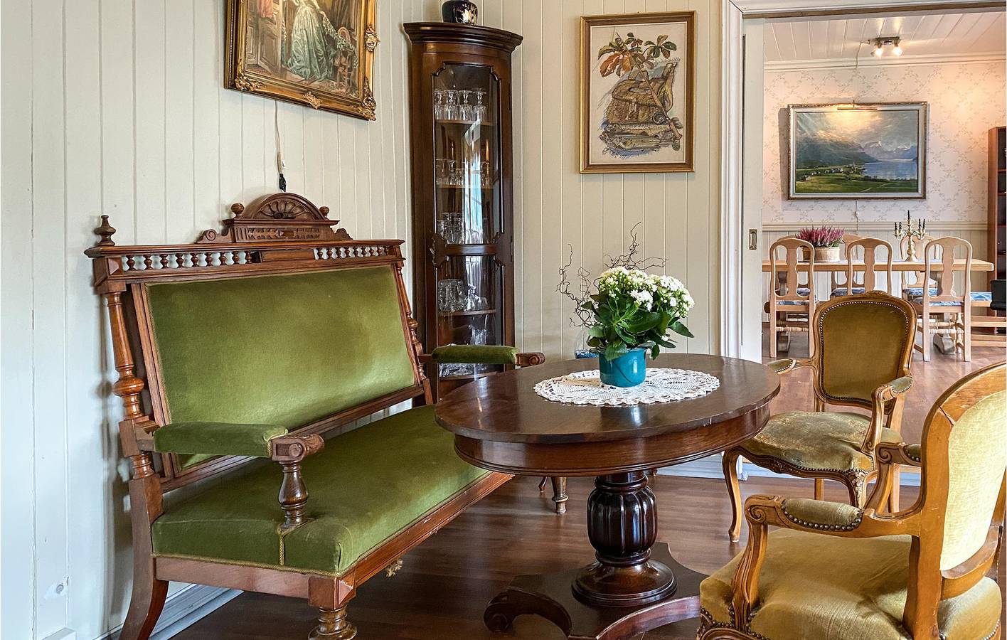 Ferienhaus für 8 Personen mit Terrasse in Gloppen