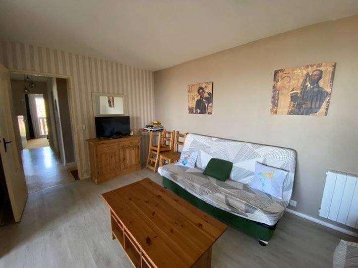 Apartamento entero, Práctico estudio, balcón y vista a chalets - 8 pers. in La Pierre Saint-Martin, Arette