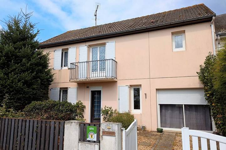 Gîte pour 6 personnes, avec jardin - 1