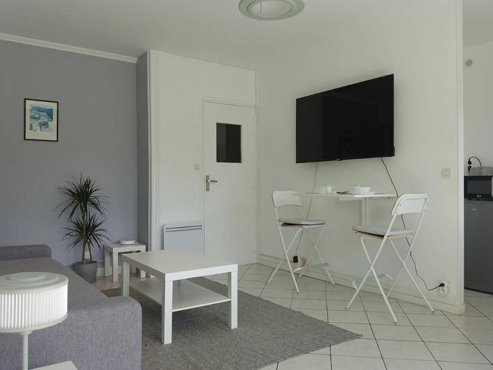 Gîte pour 2 personnes, avec vue et balcon dans Eglise Saint Michel de Vaucelles (Caen) - 2