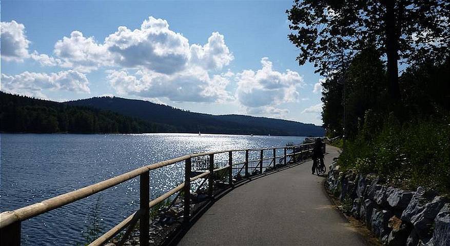 Ferienhaus für 12 Personen, mit Balkon und Sauna sowie Garten, kinderfreundlich am Nationalpark Böhmerwald - 3