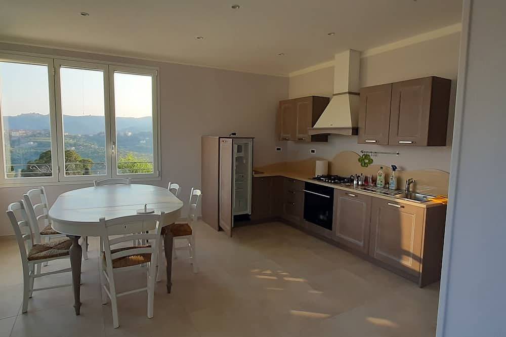Schöne Wohnung mit Blick auf den Golf von Dianese in Diano San Pietro, Riviera di Ponente