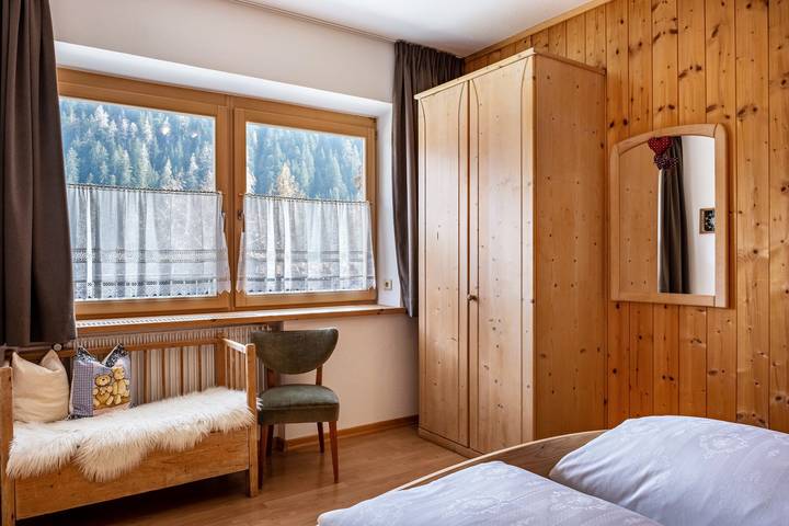 Appartamento intero, Appartamento 'Adlerhorst Zaunkoenig' con terrazza privata e Wi-Fi in Pracupola, Ultimo