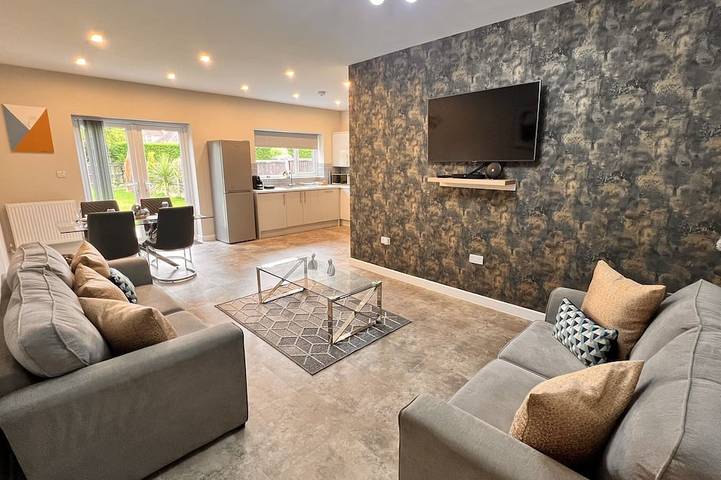 Ferienhaus für 9 Personen, mit Garten - 1
