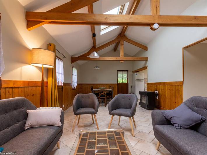 Gîte pour 6 personnes, avec jardin à Gien-sur-Cure