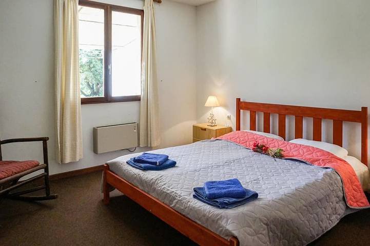 Location de vacances pour 6 personnes, animaux acceptés à Pierrerue - 2