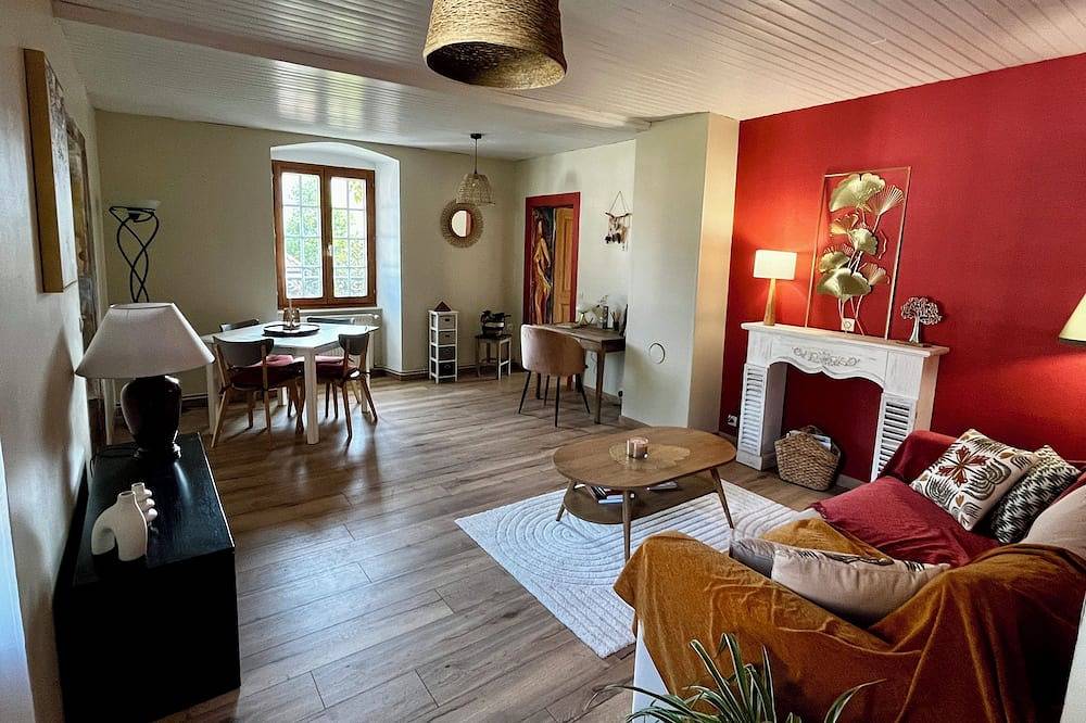 Appartement entier, Logement de charme dans un écrin de verdure in Husseren-Wesserling, Parc naturel régional des Ballons des Vosges