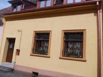 Maison d’hôte pour 3 personnes, avec terrasse dans Sighișoara