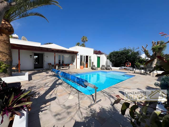 Villa 'Gabriela - Playa Blanca' mit Meerblick, 4 Schlafzimmern und privatem Pool in Playa Blanca, Yaiza