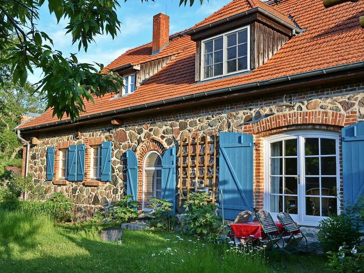 Ferienhaus für 6 Personen, mit Terrasse und Garten