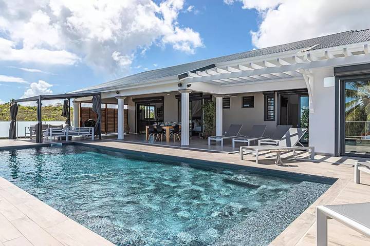 Location de vacances pour 6 personnes, avec jardin ainsi que piscine et vue dans Marie-Galante - 2