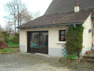 Chambre d’hôte pour 2 personnes, avec jardin dans le Cantal