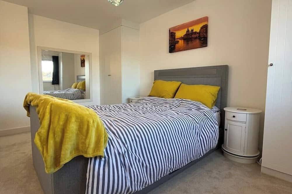 Entire apartment, Stylish Seafront Flat & Balcony: Something Special in Merseyside