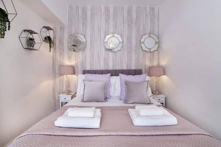 Amberley House - with Hot Tub with Free Parking in York, Yorkshire y Humber