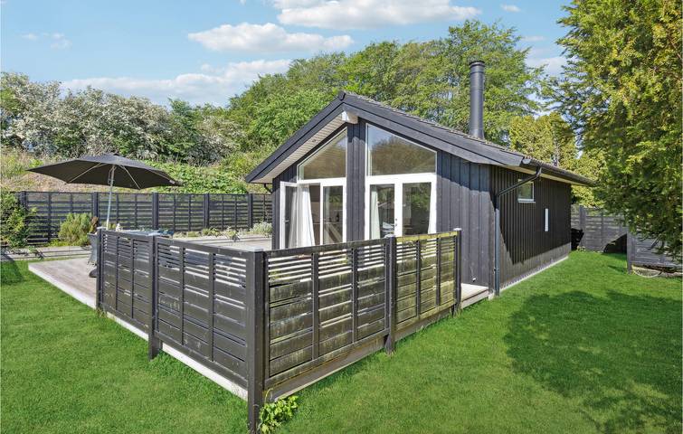 Ferienhaus für 4 Personen mit Terrasse in Faxe Ladeplads, Schwedische Ostsee