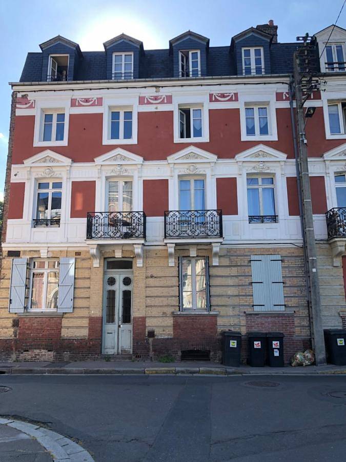 Appartement de vacances pour 3 personnes, avec balcon à Lisieux