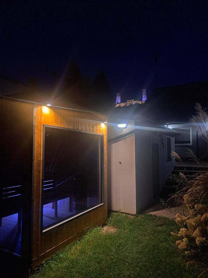 Dom dla 22 osób, z Taras i Ogród oraz Basen i Sauna w Chęciny