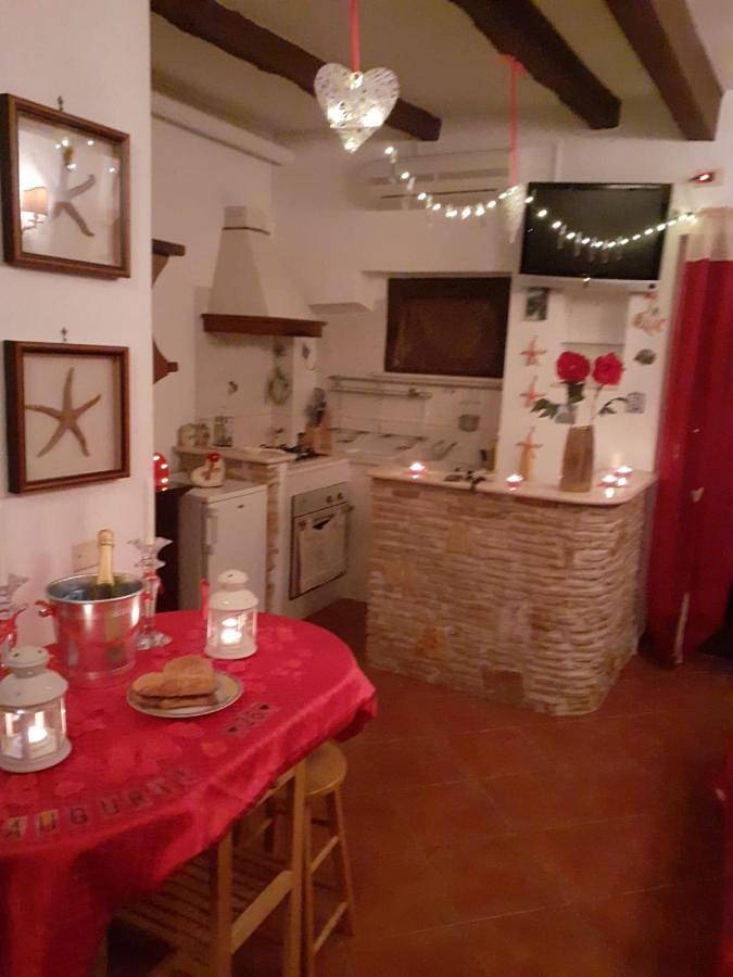 Gîte pour 3 personnes, avec vue et balcon, adapté aux familles à San Felice Circeo - 4