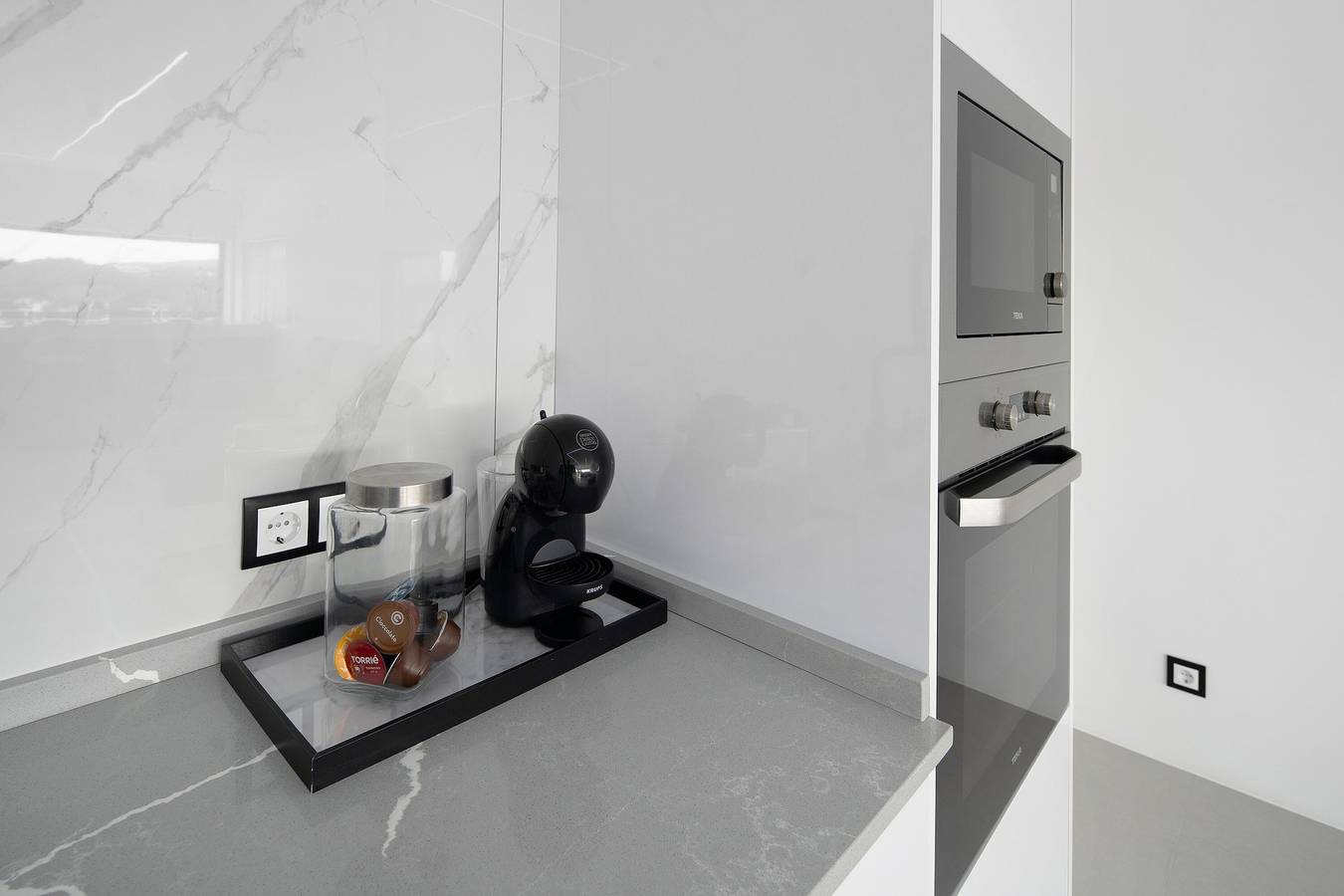 Appartement 'Bella Casa - Suite' met Uitzicht op de Bergen, Wi-Fi en Airconditioning, foto 9