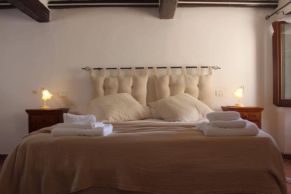 Apartamento entero, \"La Dolce Vita\" in the heart of the historic center Spoleto with 2 bedrooms and 2 bathrooms in Spoleto, Provincia de Perugia