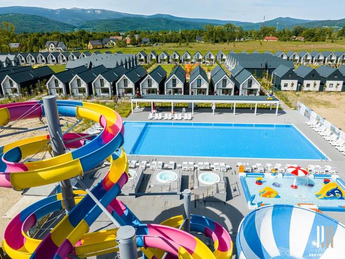 Resort für 9 Personen, mit Pool und Sauna sowie Garten und Whirlpool - 1