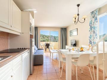 Appartement De Vacances pour 5 Personnes dans La Coudoulière, Six-Fours-les-Plages, Photo 4