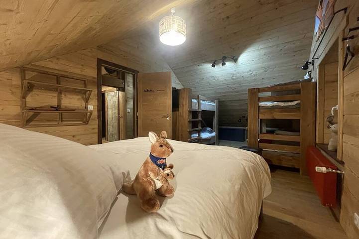 5* gîte with indoor pool, sauna, 20 mins from ski slopes, 300 m from a lake in Saulxures-sur-Moselotte, Parc naturel régional des Ballons des Vosges