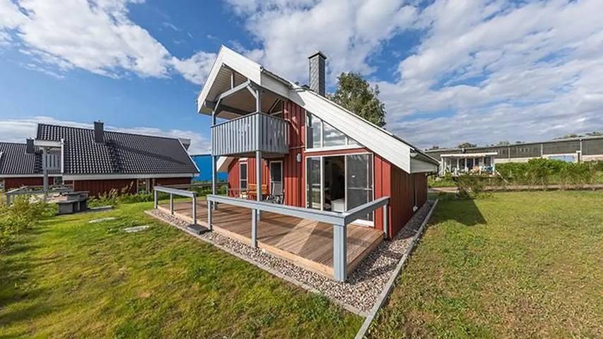 Ferienhaus für 6 Personen, mit Sauna und Whirlpool sowie Garten und Terrasse, mit Haustier