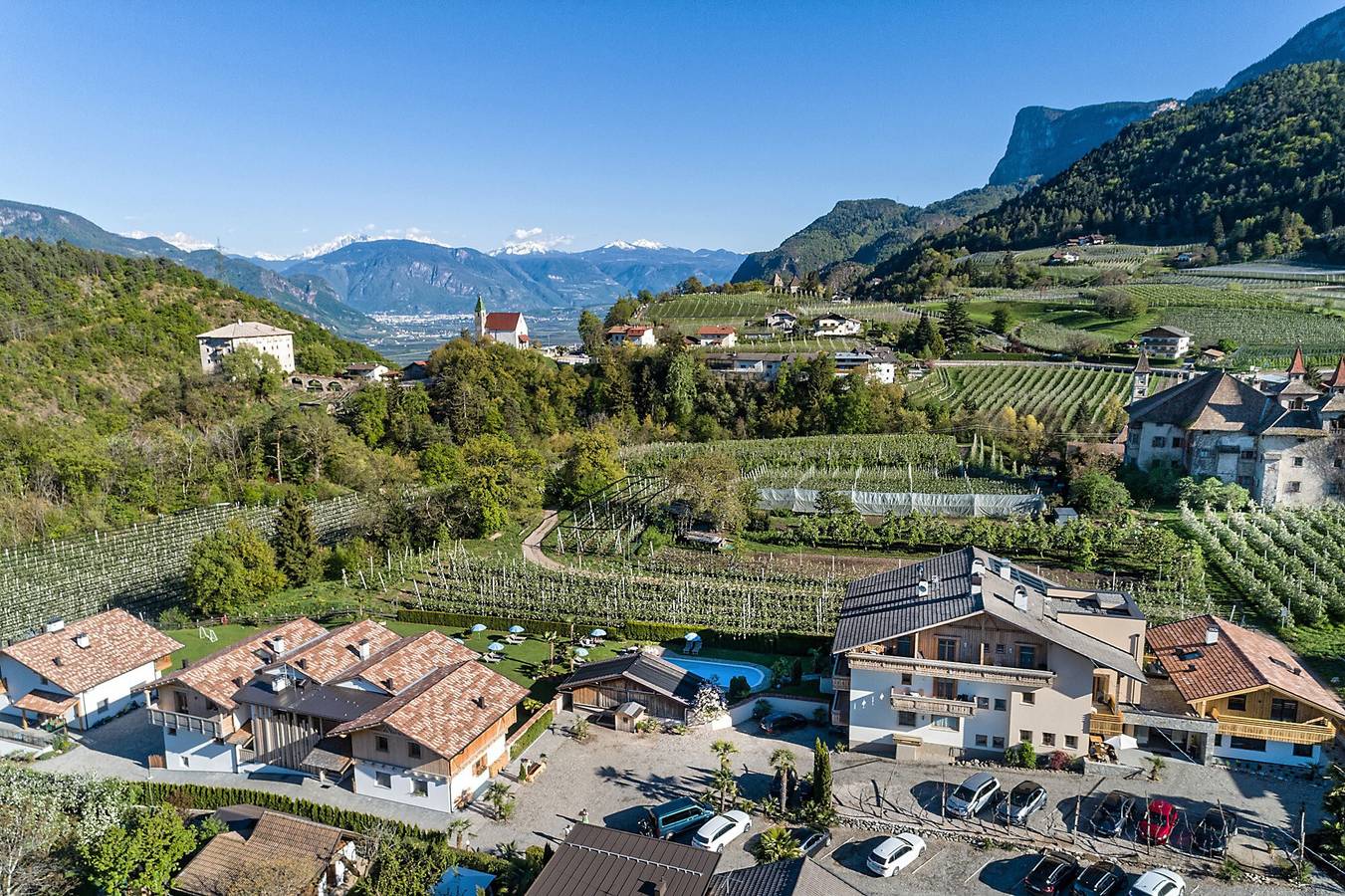 Ganze Wohnung, Chalet '5 55m²' mit Bergblick, Gemeinschaftspool und Wlan in Prissian, Tisens
