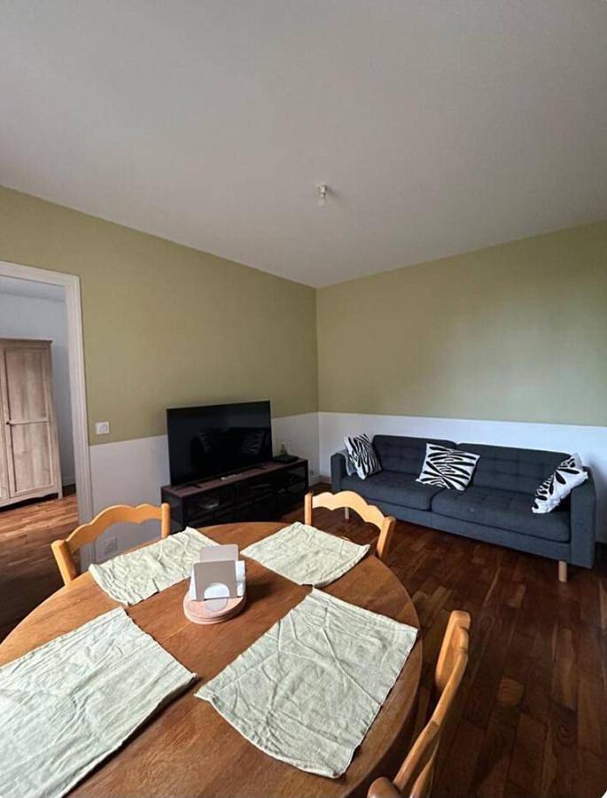 Appartement entier, Apartment in Sarcelles, Val-d'Oise
