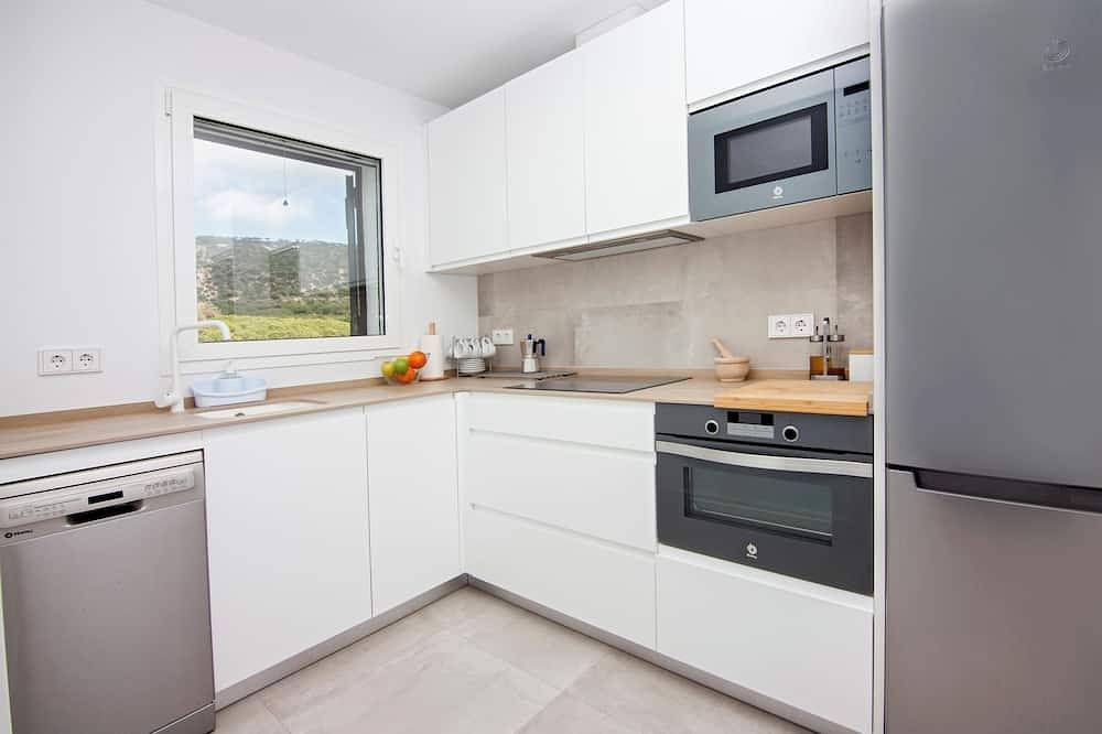 Entire apartment, Overlooking the sea! New apt. with terrace 3 bedrooms+2 bathrooms&community pool in Costa de la Luz