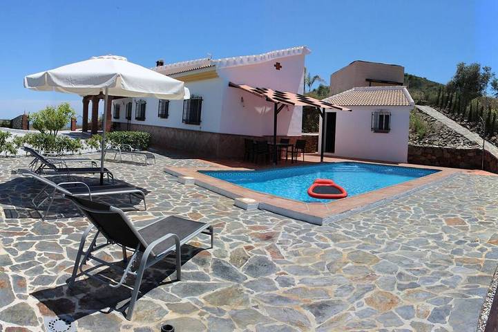 Villa for 8 people, with garden - 1