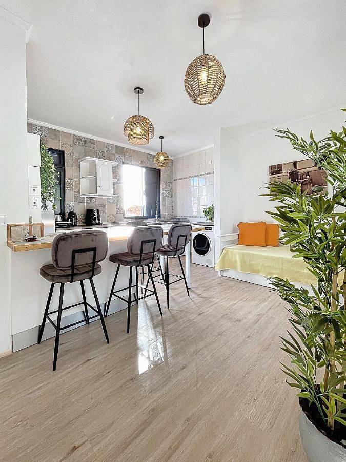 Gîte pour 2 personnes, avec terrasse dans Campanário