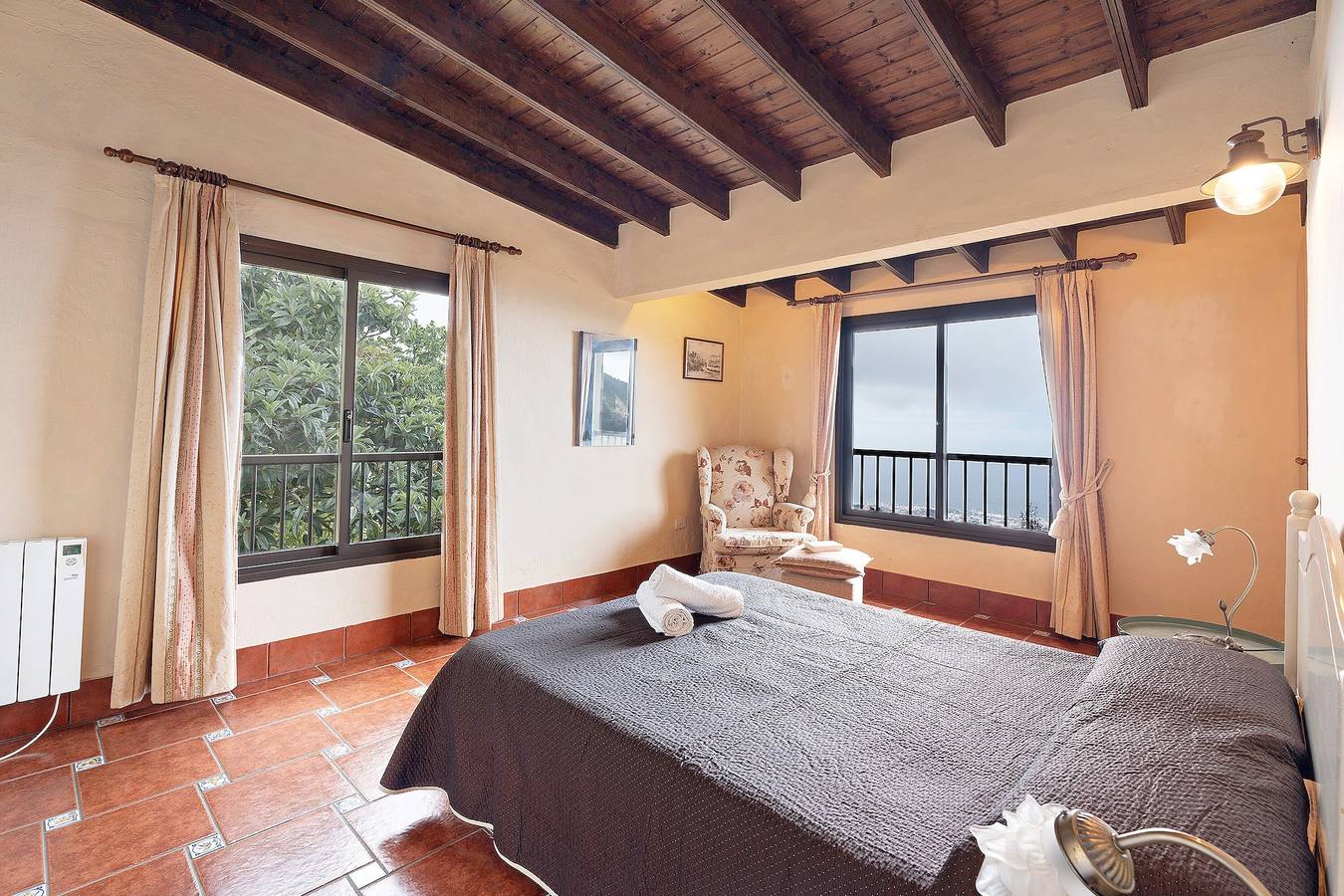 Maison de vacances 'Los Nardos' avec vue sur la mer, terrasse privée et jardin privé in Cañeño, La Orotava