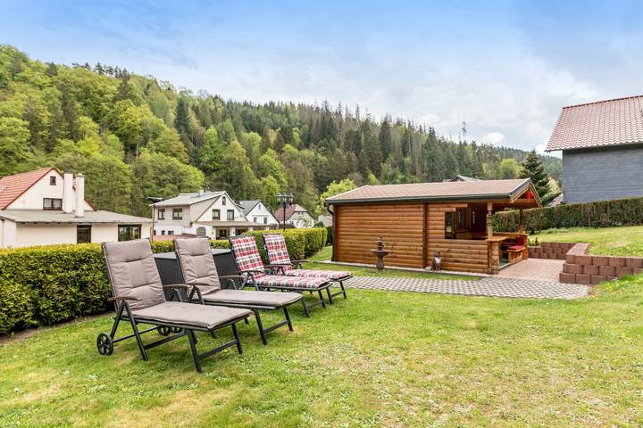 Appartement entier, Appartement 4 étoiles Sommerberg avec carte d’hôte et Wifi inclus in Rohrbach (Saalfeld-Rudolstad), Thuringe orientale