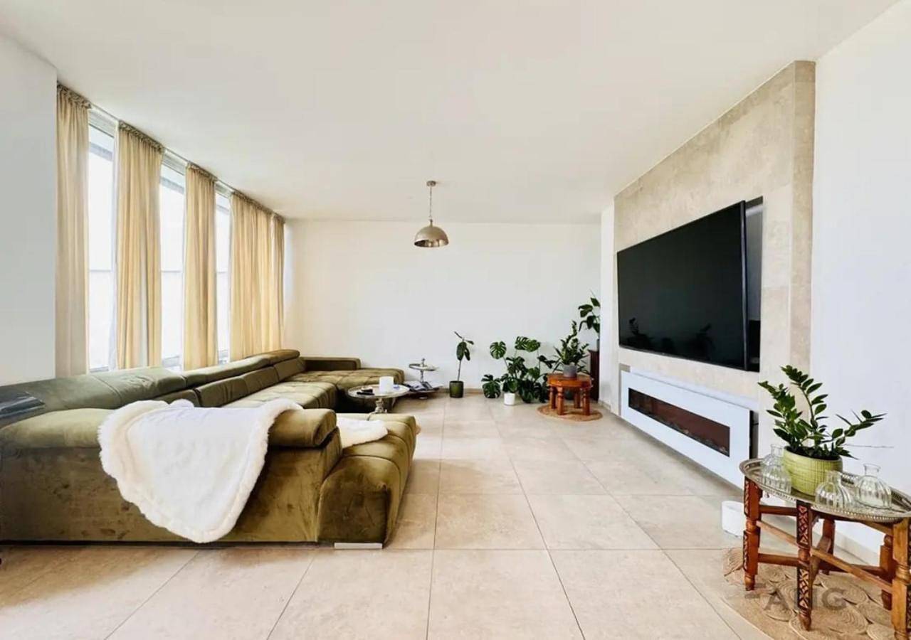Ganze Wohnung, Rheinpanorama Penthouse Neuss Düsseldorf in Neuss, Rhein-Kreis Neuss