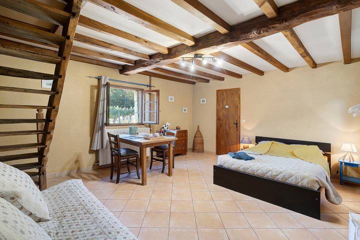 Maison d’hôtes "Chez Fayol" con piscina condivisa, giardino comune e Wi-Fi in Montagnac-la-Crempse, Périgord Pourpre