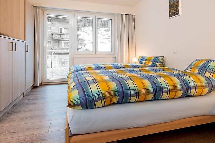 Ferienwohnung für 6 Personen, mit Balkon in Saas-Grund - 2