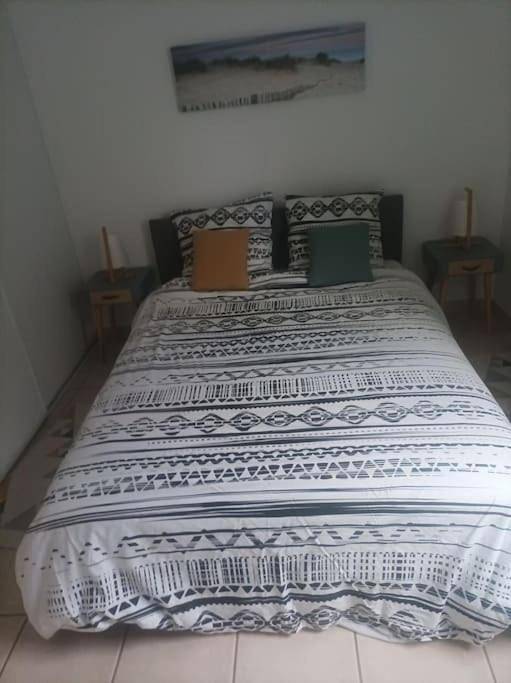 Gîte pour 2 personnes, avec piscine et balcon à Saint-Martin-Lacaussade - 4