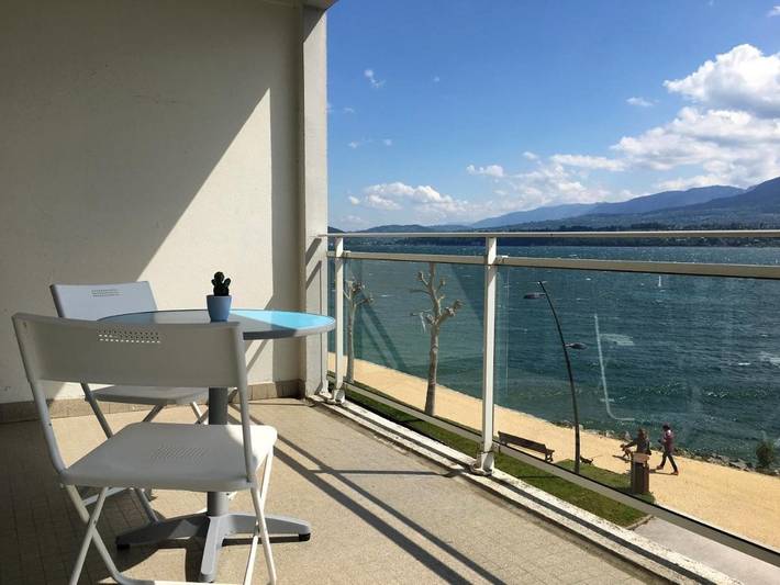 Location de vacances pour 2 personnes, avec vue sur le lac ainsi que balcon et vue à Le Bourget-du-Lac - 4