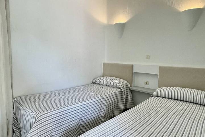 Finca für 6 Personen, mit Garten und Pool in Pals - 4