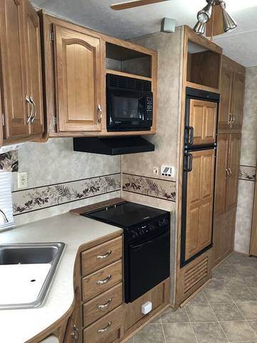 Mobile Home for 6 People in Manitoba, Photo 4