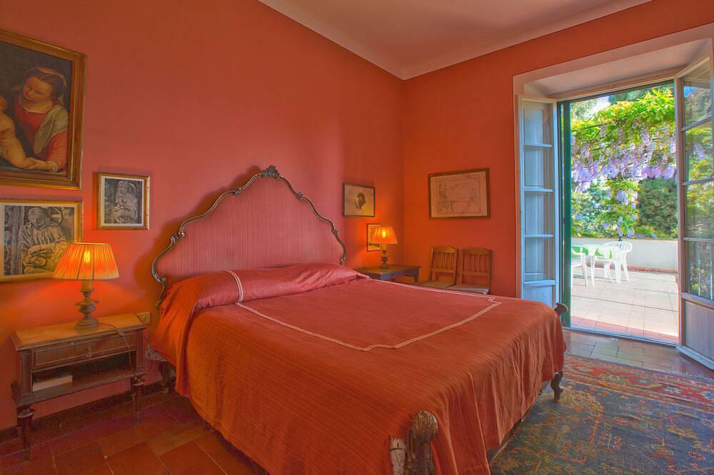 Villa à Florence - Pas besoin de voiture, superbes vues. Piscine exclusive, jardin, Wi-Fi in Florence, Province de Florence