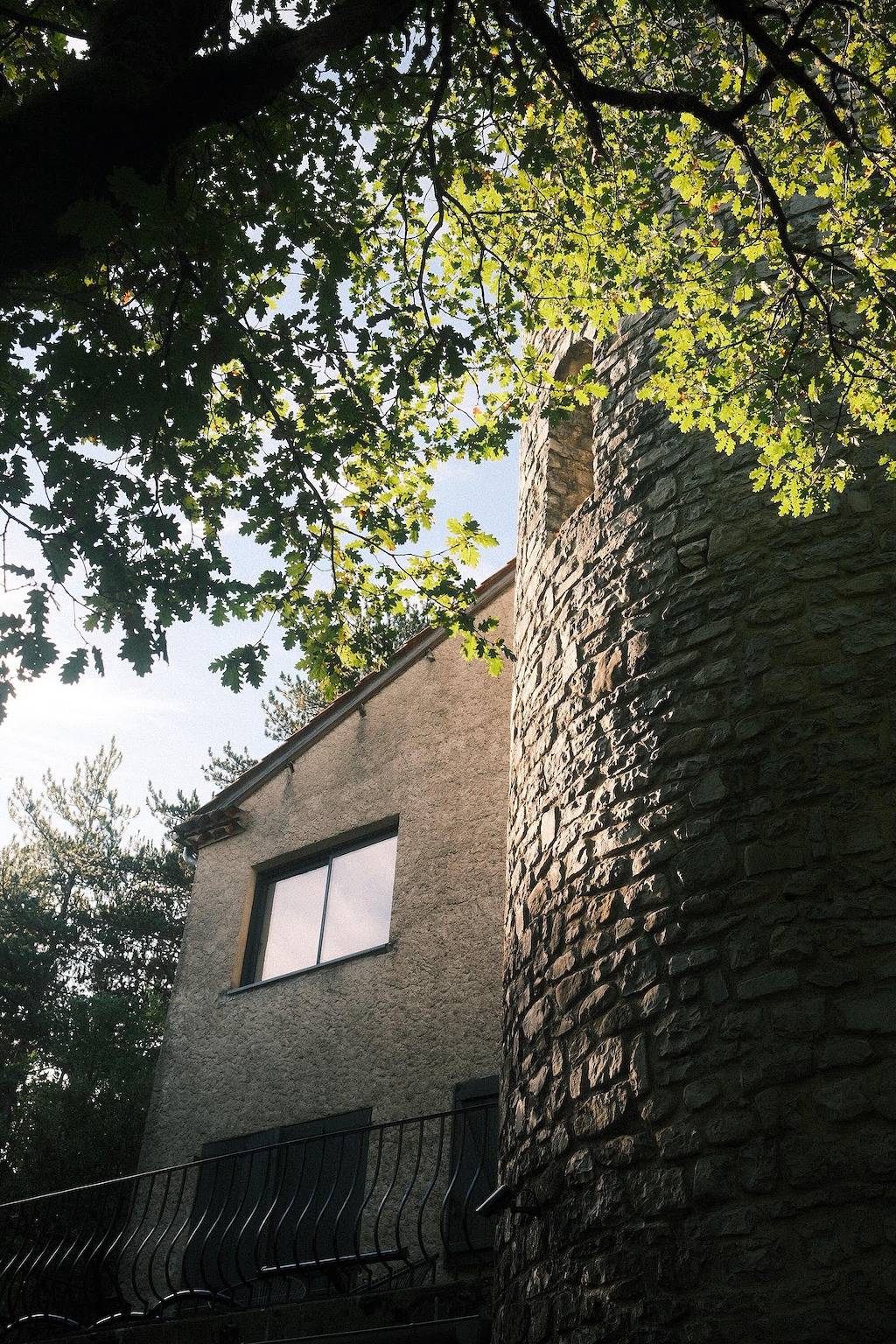 Chambre d’hôtes « La Tour’terelle » : vue montagne, terrasse privée et Wi-Fi in Brantes, Parc naturel régional du Mont-Ventoux