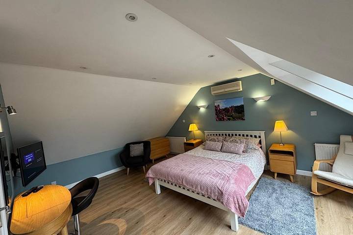 Vacation rental for 2 people, with Terrace and Yard in Cornwall