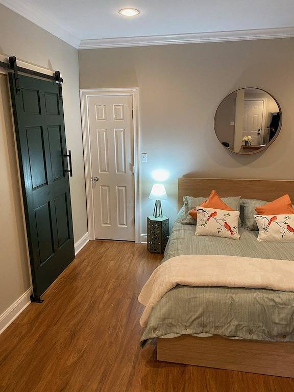 Ganze Wohnung, Newly renovated backhouse in the heart of Memphis' historic Evergreen District. in Memphis, Tennessee